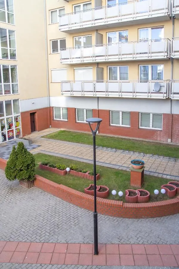 Al-Dom Apartamenty Apartament Pod Konikiem 103 코워브제크 폴란드